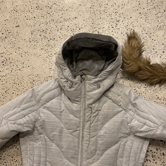 Oakley Ski Jacket size small - Picture 12 of 13